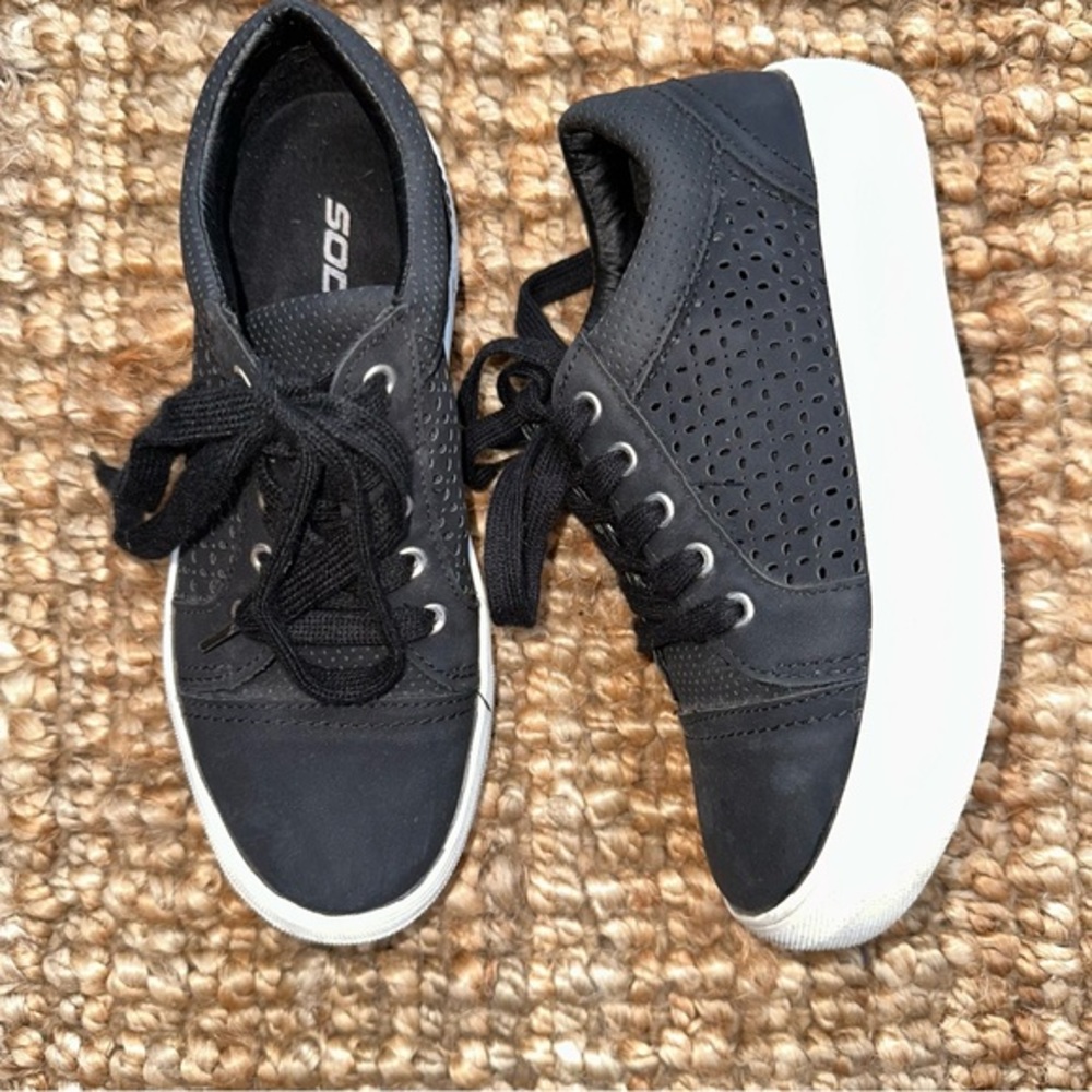 Soda black sneakers ladies size‎ 6